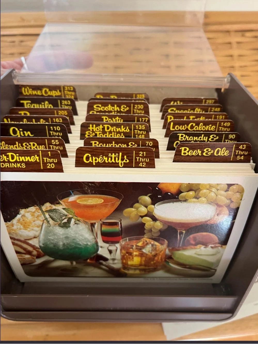 Vintage 21 International Recipe Card Index - Clear Acrylic with Brown Base
